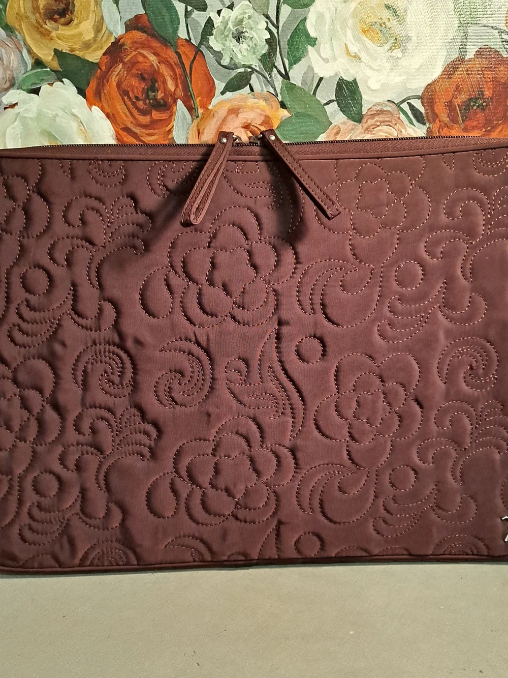 Vera Bradley Merlot Quilted Cotton Stitched Floral Zip Padded Laptop Sleeve